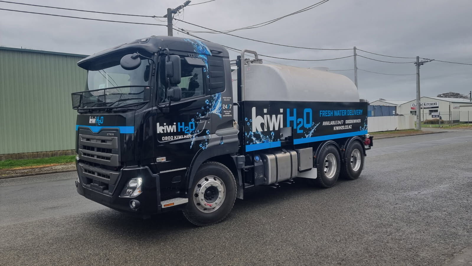 Kiwi H2O fresh water delivery tanker truck in Invercargill